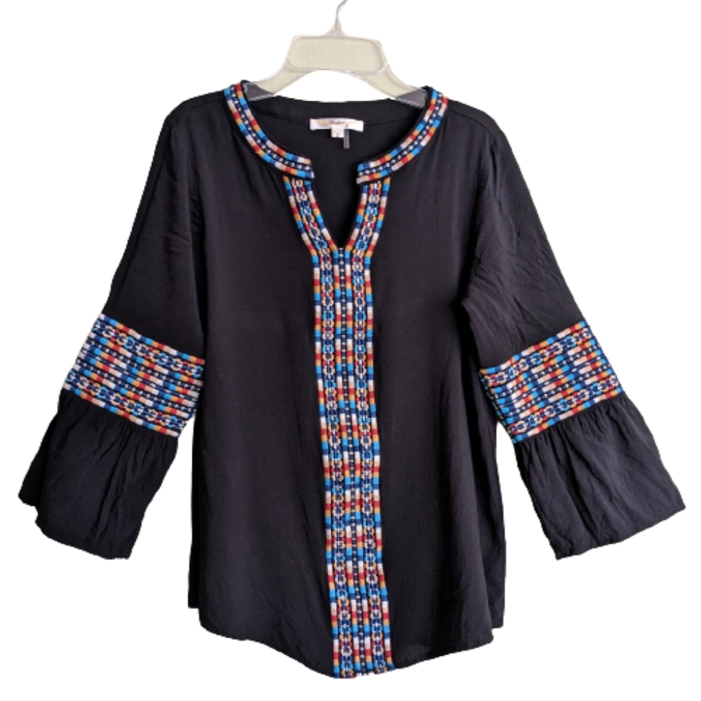 Andree By Unit Top Black Multicolor Embroidered Split Neck Boho Size Small